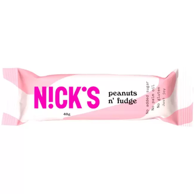 NICKS Peanuts nfudge Baton z orzeszkami ziemnymi w 32% czekoladzie mlecznej 40g Bezglutenowy Bez dodatku cukru